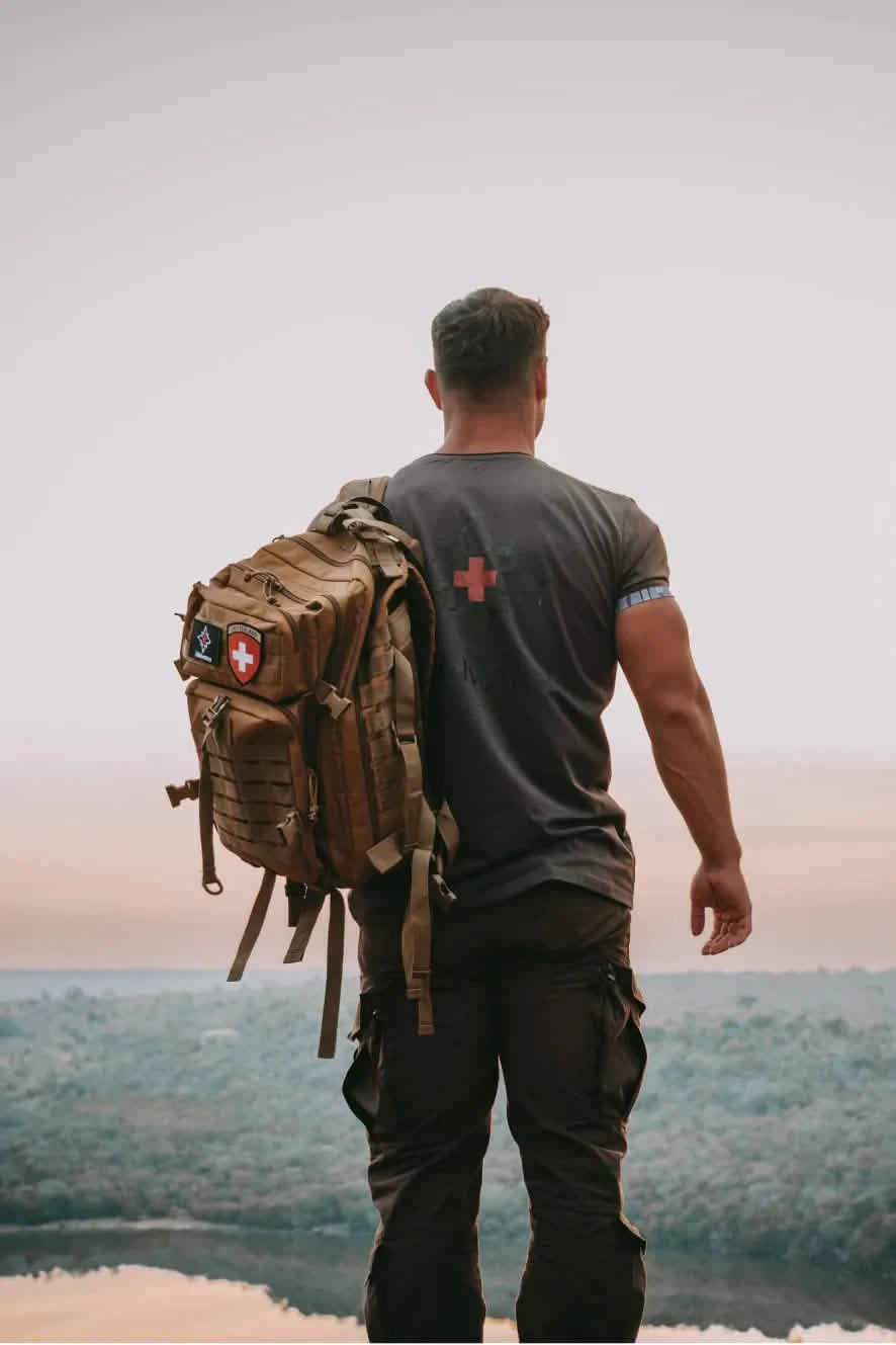 Outdoor-Rucksack mit 45 Liter Fassungsvermögen von Edelvetica, ideal für Wandern und Outdoor-Aktivitäten. Dieser robuste und funktionelle Rucksack bietet genügend Platz und Organisation für alle notwendigen Gegenstände. Er kombiniert Komfort mit langlebigem Design, geeignet für Abenteuer in der Natur.