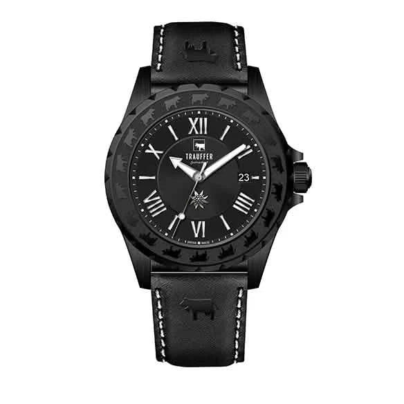 Trauffer Chronograph mit schwarzem Gehäuse, blauem Lederarmband mit Kuhsymbol, schwarzem Zifferblatt und Alpaufzug-Gravur – Swiss Made