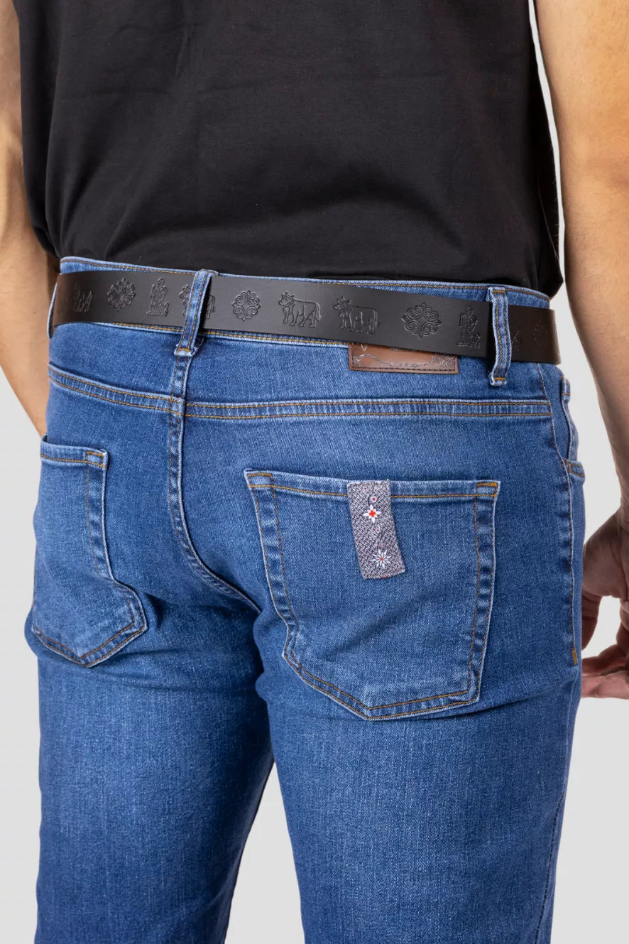 Appenzeller Chüeligürtel in Schwarz mit eingravierten Ornamenten